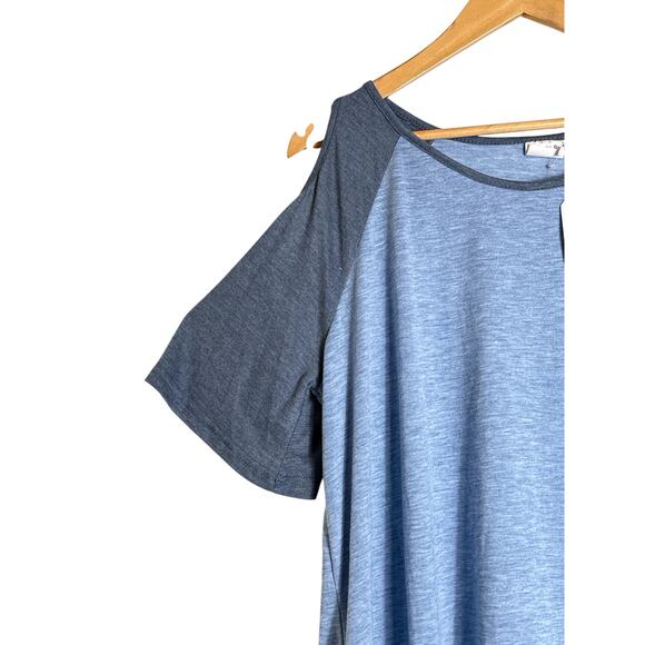 SIMPLE By Suzanne Betro Women's Color Block Cold Shoulder Top Size XL Blue NWT - Picture 2 of 7